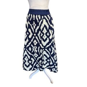 Angie women's size medium maxi skirt, blue and white design